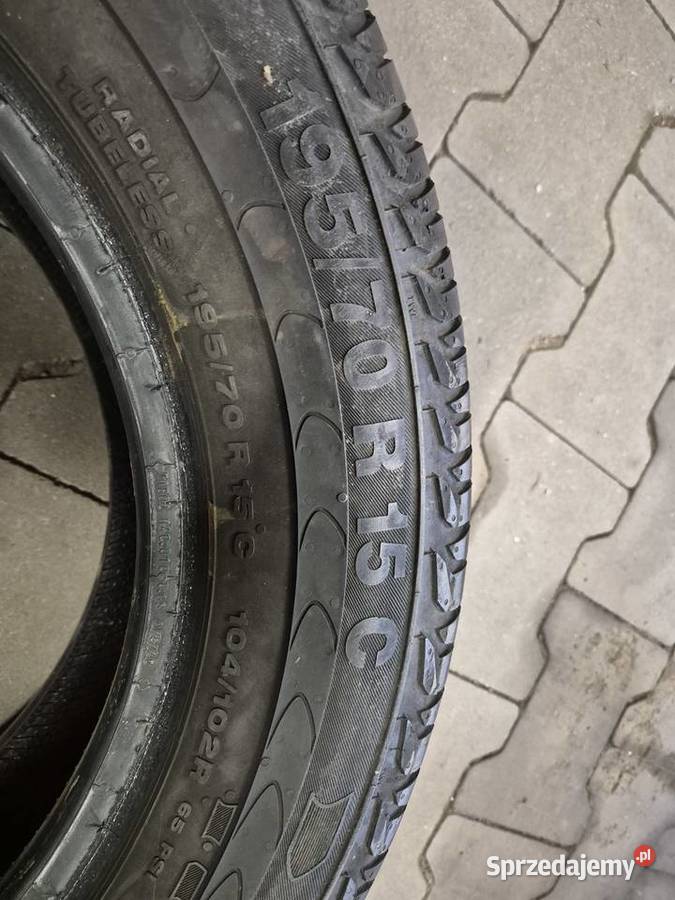 Opony 19570 R15C używane 6 sztuk Continental Wałbrzych