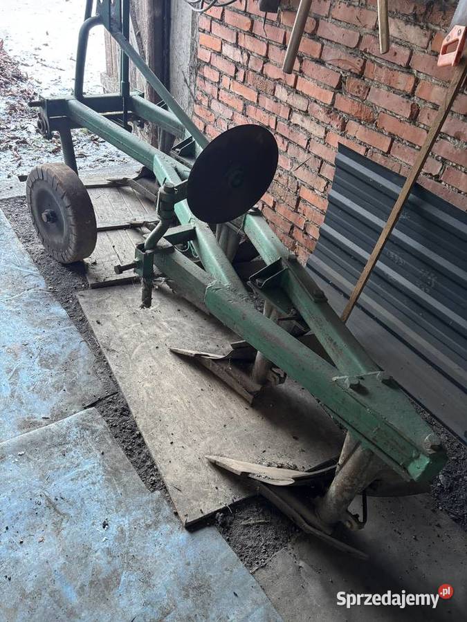 Plug 5 skibowy zagonowy nieuszkodzony Piotrowice