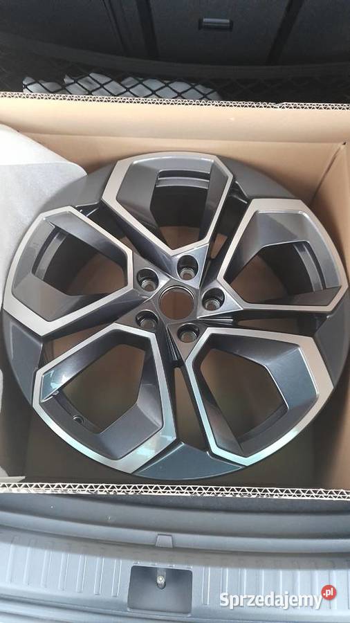 Nowa nieużywana felga do Skody Octavii IV RS Średnica 19" Świętochłowice
