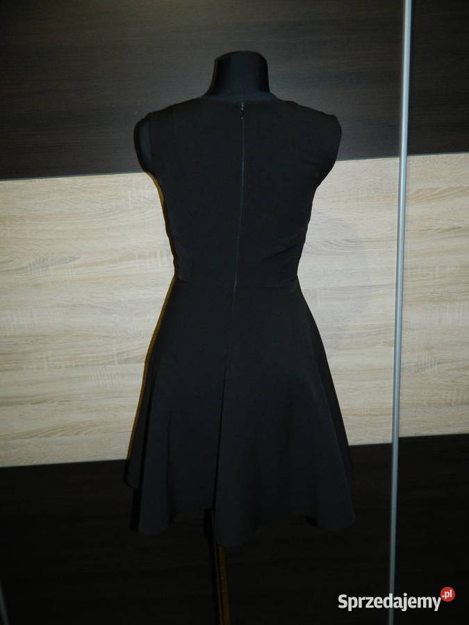 LuxWear mała czarna 36 Trzebinia sprzedam