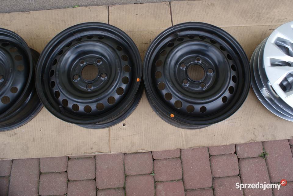 Stalowe 5x114x671 6Jx15cal ET46 Hyundai i30 Dynów