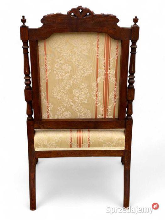Pięknie rzeźbiony stary fotel eklektyczny orzech Gryfice