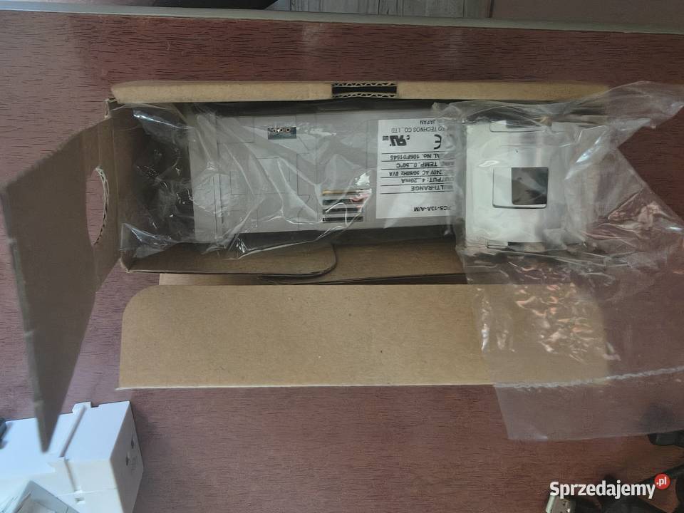 Shinko FCS13A cyfrowy mikroprocesorowy regulator Nowy Kazanów sprzedam