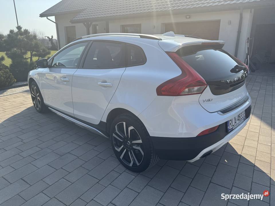 Volvo V40 Cross Country D3 150 Salon Polska Łańcut