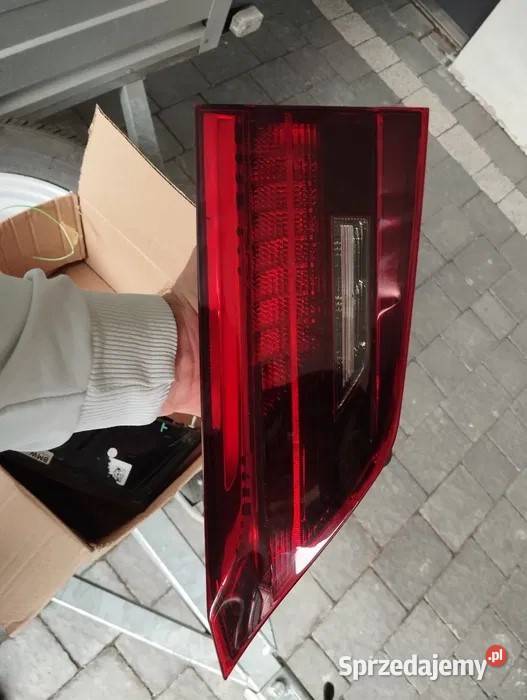 Lampa Infiniti QX50 2018