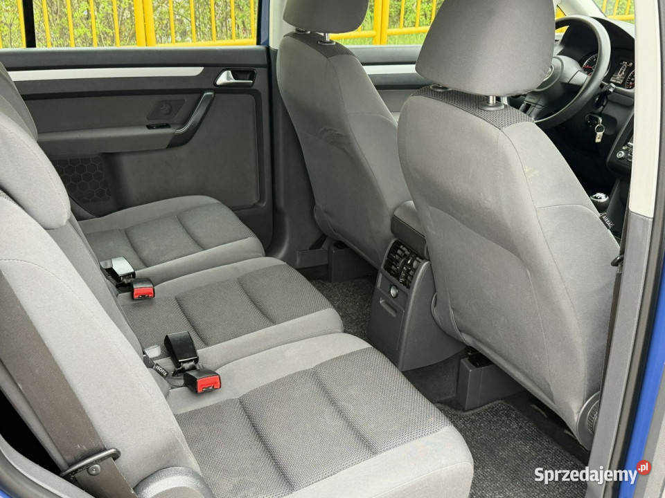 Volkswagen Touran Volkswagen Touran 16TDI 2010 ASR (kontrola trakcji) Touran wielkopolskie Gostyń