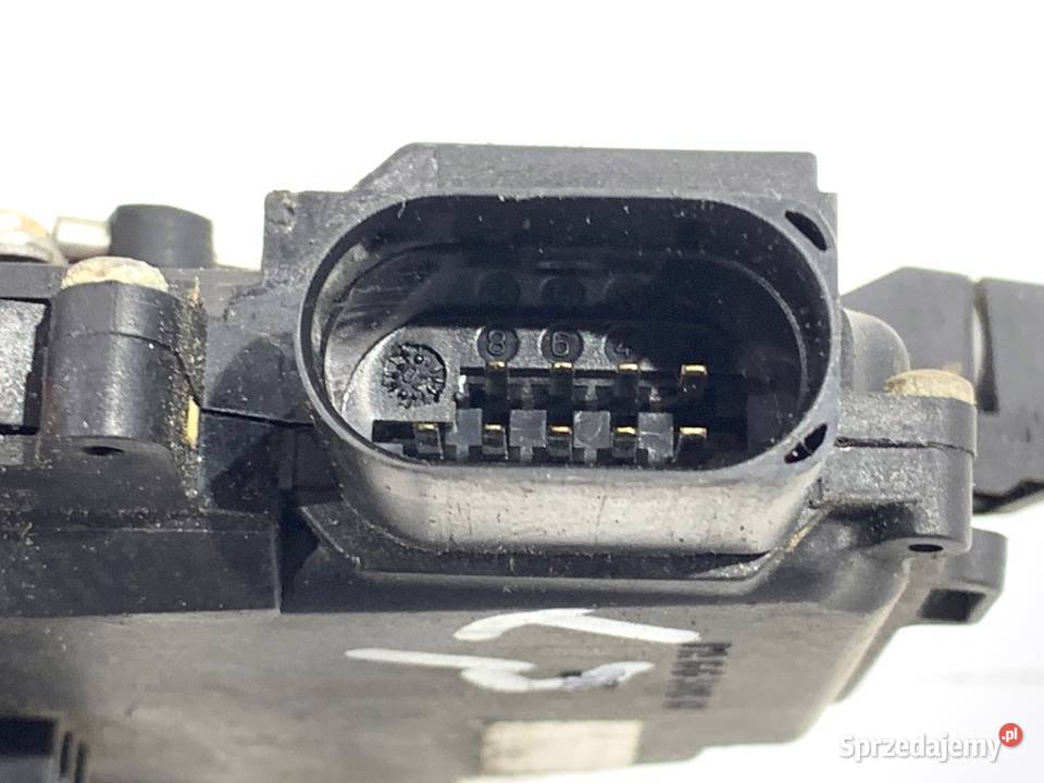 ZAMEK DRZWI LEWY PRZÓD AUDI A4 B6 SedanLimuzyna podkarpackie