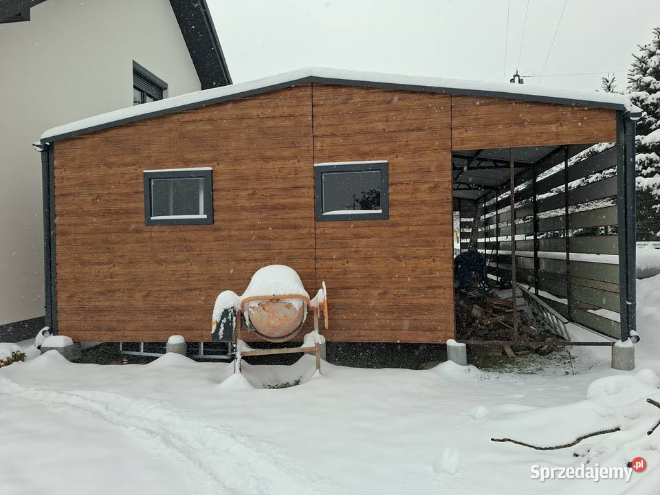 Garaże drewnopodobny