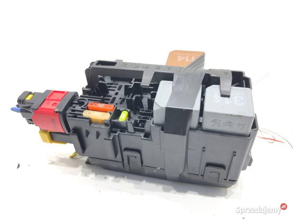 SKRZYNKA BEZPIECZNIKÓW TOYOTA PROACE Van minibus podkarpackie