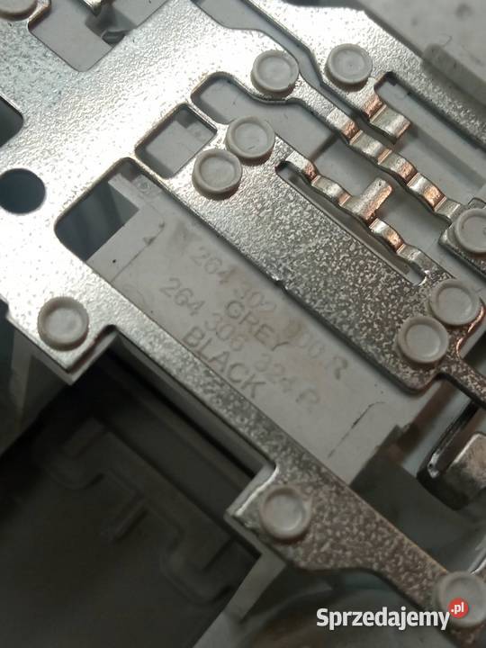 LAMPKA PODSUFITKI KOMPLET 264307708R 264302900R Wyposażenie wnętrza