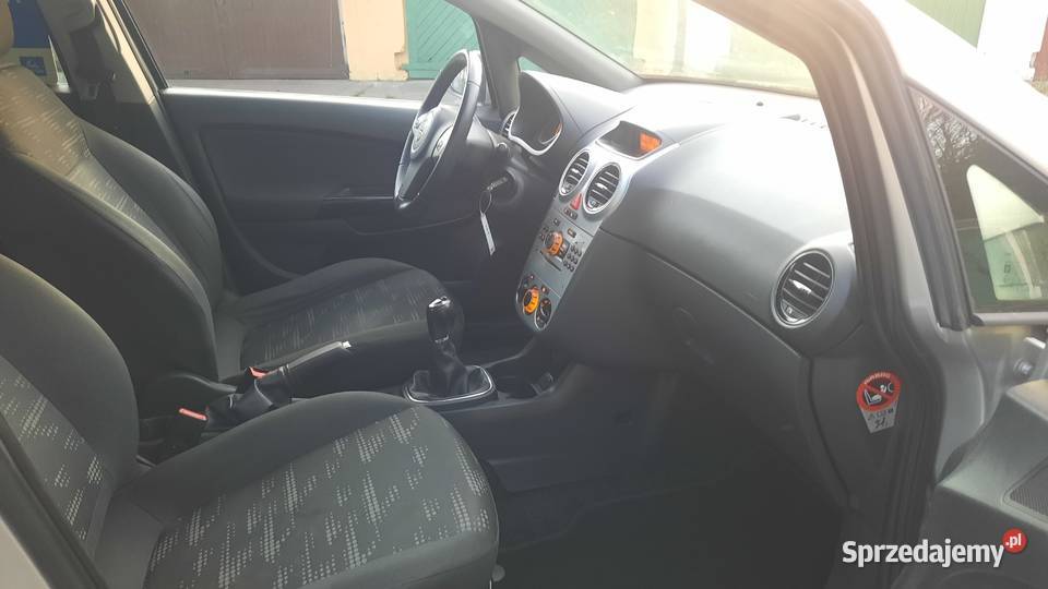 Opel Corsa D Lift 12 16V Benzyna 2011 r Klima Kraśnik sprzedam