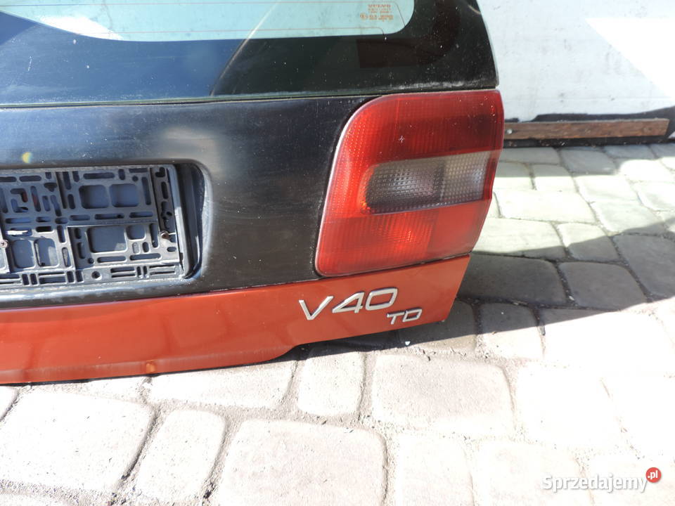 VOLVO V40 I TYLNA KLAPA BAGAŻNIKA 33822