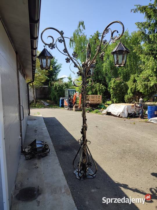 Lampa latarnia ogrodowa kuta ocynkowana i