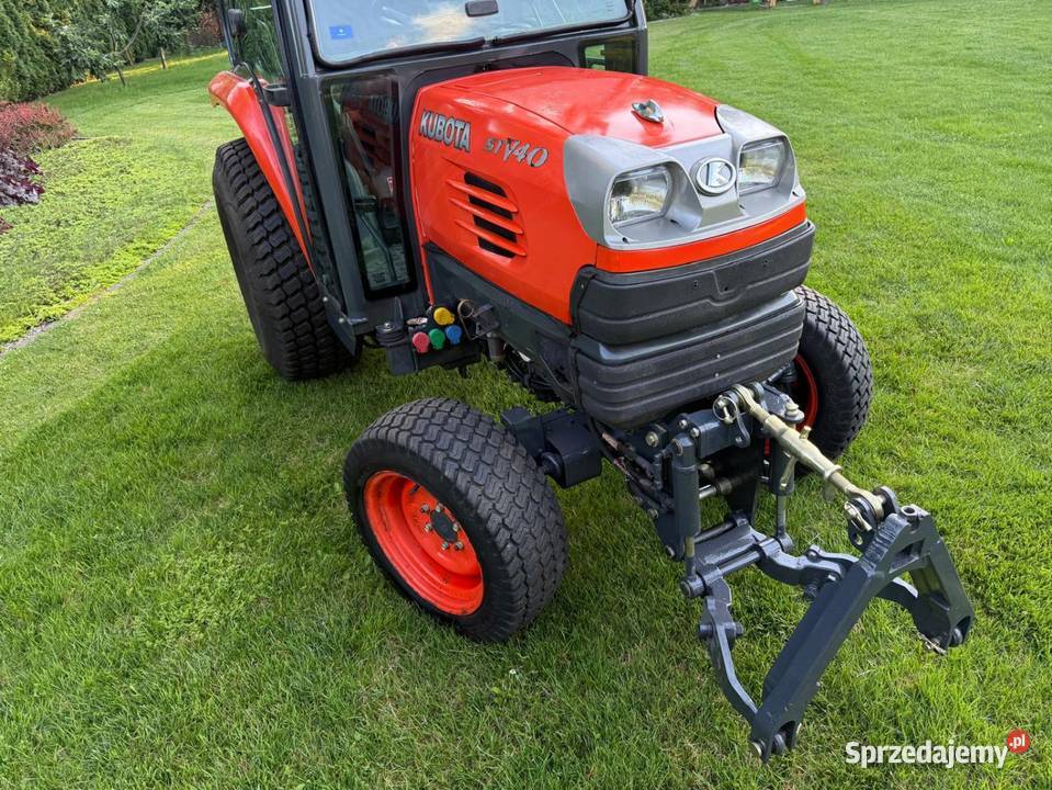 Kubota STV40 4x4 ciągnik traktor komunalny śląskie Częstochowa