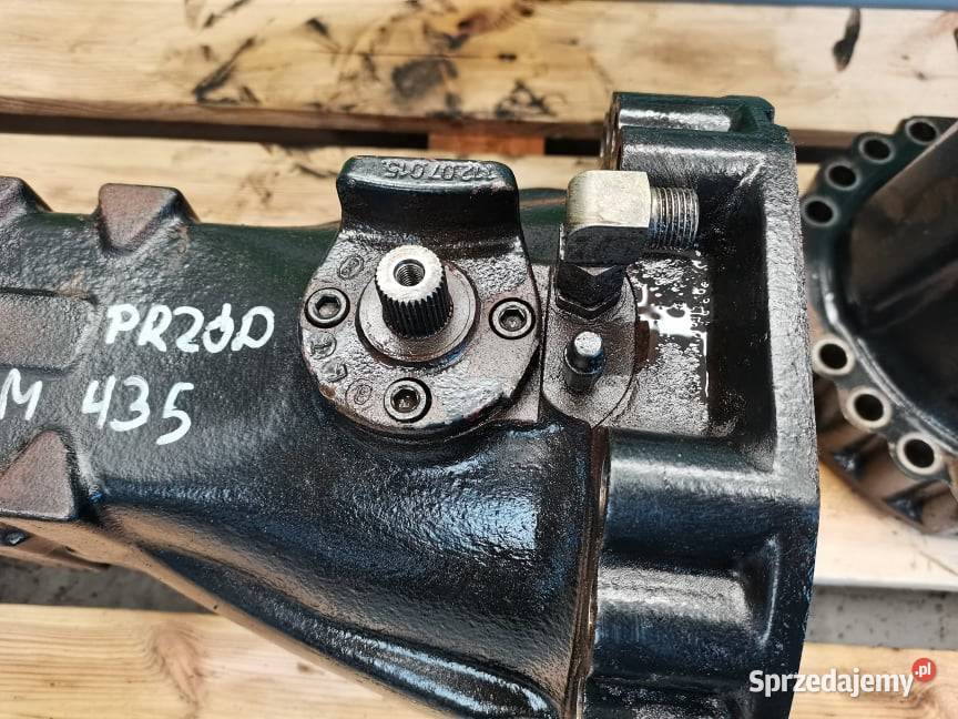 Belka mostu Holland LM 435 Spicer przód Wilkowo