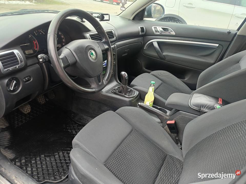 Skoda Superb 19 TDI Sedan 115 nieuszkodzony Bierawa