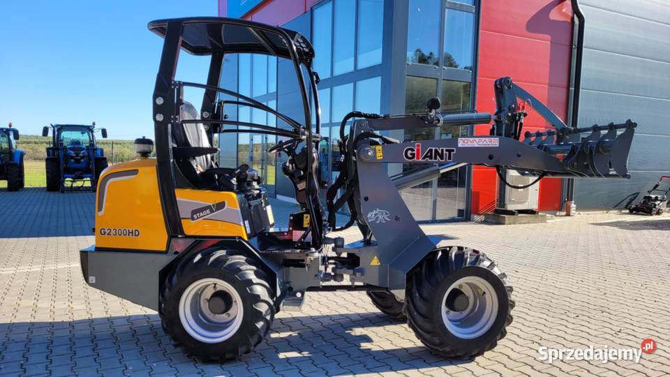 Sprzedam ładowarkę GIANT G 2300 HD Biała Rawska