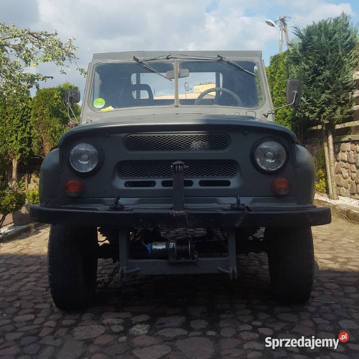 UAZ silnik Mercedesa 200 D