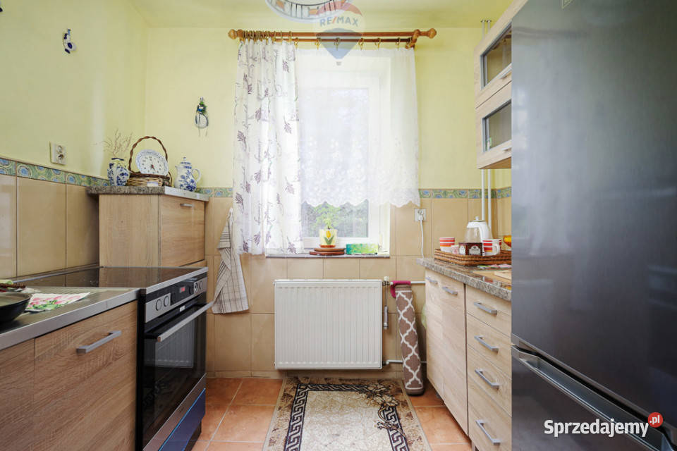 Stadnina Koni hodowla zwierząt dom na wsi Rok budowy 1987 Cieszyn