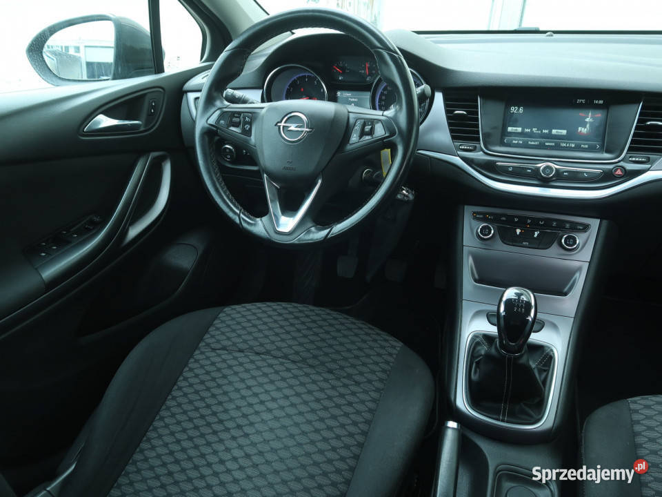 Opel Astra 14 T Piaseczno