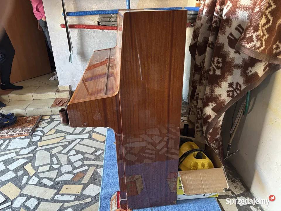 Pianino August Frster Model Super