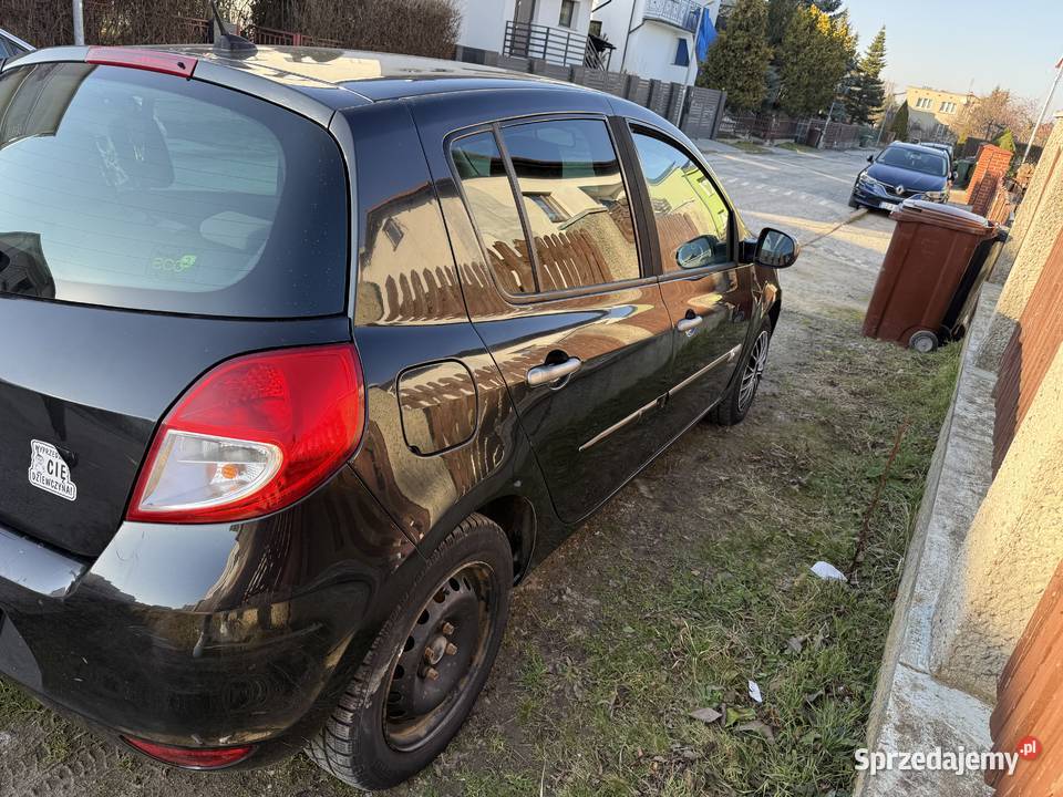 Renault Clio III FL 2010 12 16V 75 5 drzwi 203 1249cm3 Jawor
