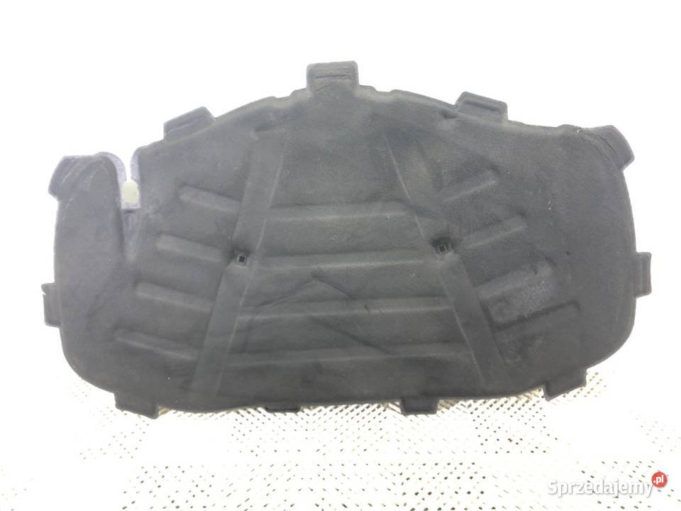 WYGŁUSZENIE MASKI AUDI A3 8V SedanLimuzyna 1220