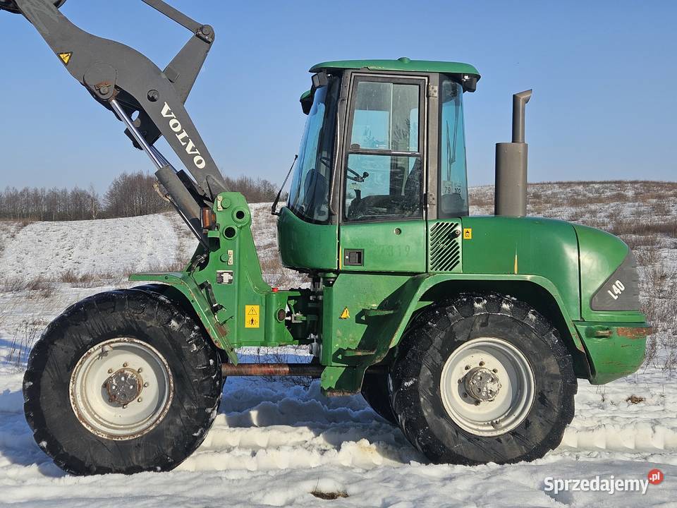 Ładowarka przegubowa Volvo L40 nieuszkodzony sprzedam