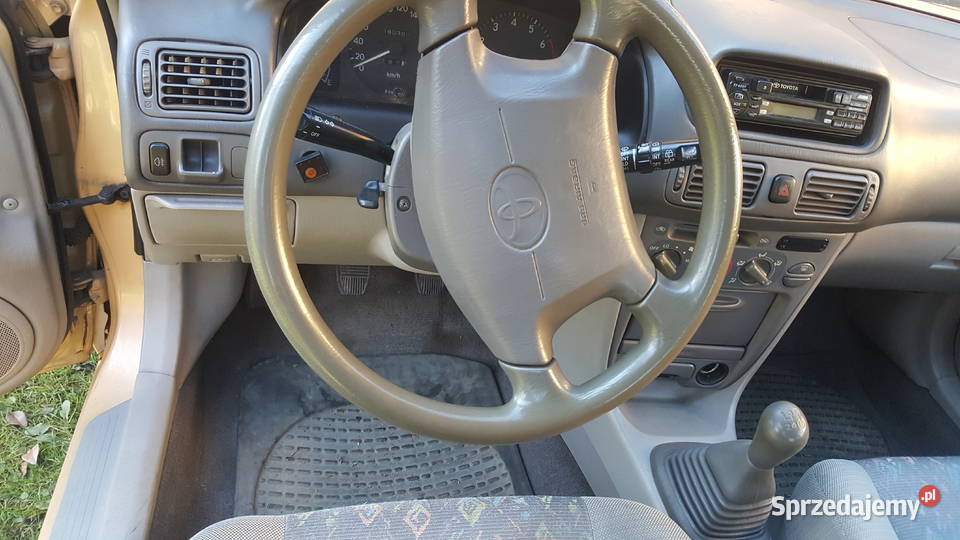 Toyota Corolla E11