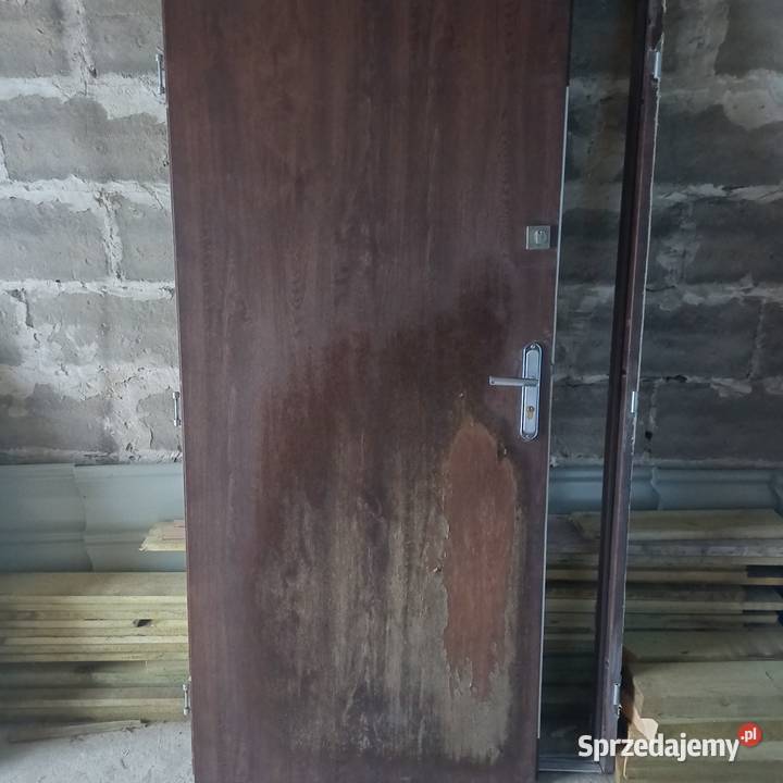 Drzwi na budowęgospodarcze Mielcuchy