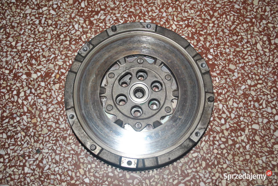 Dwumasowe koło zamachowe Dwumasa BMW E90 E91 E92 Poręba sprzedam