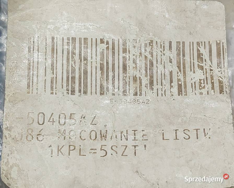 SPINKA LISTWY BŁOTNIKA SZEROKA MERCEDES 190 W201 Wyposażenie wnętrza Mielęcin sprzedam