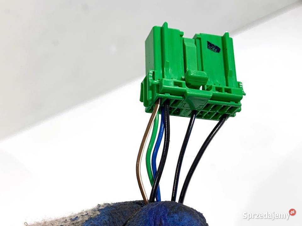 LUSTERKO PRAWY VOLVO V40 Hatchback ICE WHITE osobowe