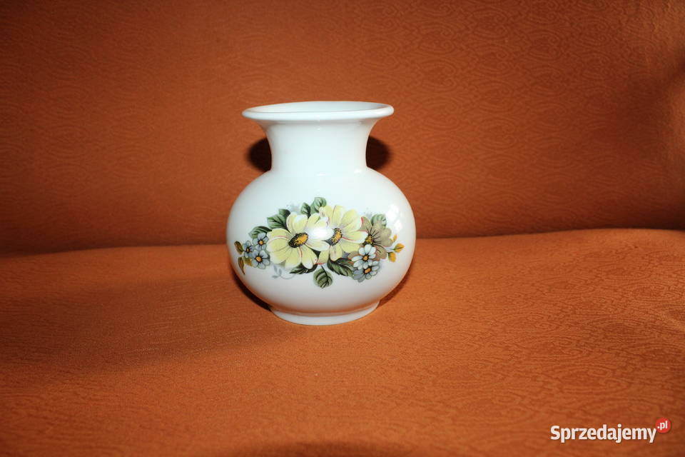 Porcelanowy wazonik Karolina Kwiaty Made in śląskie Chorzów