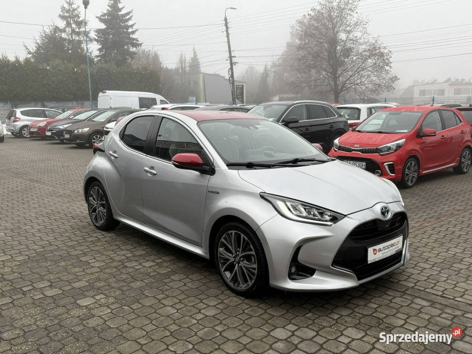 Toyota Yaris 15 Hybrid Head UP Kamera Gwarancja Hatchback Tarnowskie Góry