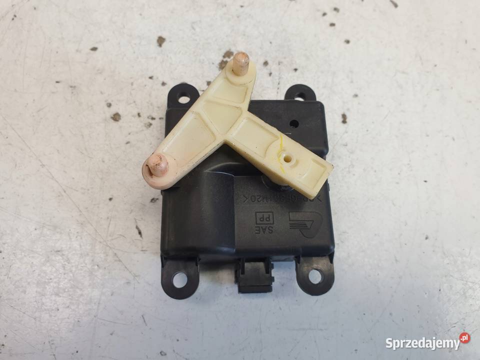 Nissan Almera N16 SILNICZEK NAGRZEWNICY Rudka