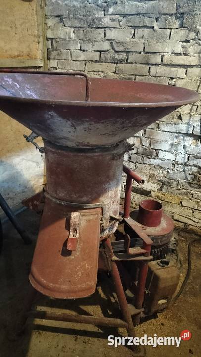 Śrutownik Bąk nieuszkodzony Górecko sprzedam