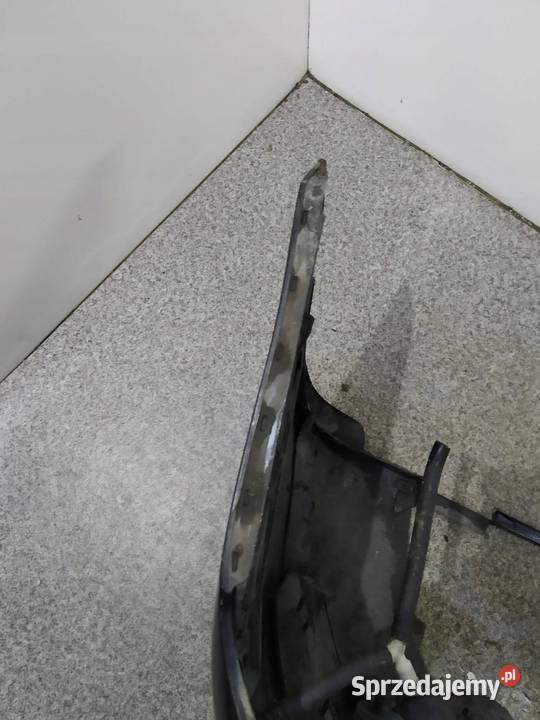 ZDERZAK PRZÓD XENON SPRYSKI LC9Z PRZED LIFT osobowe