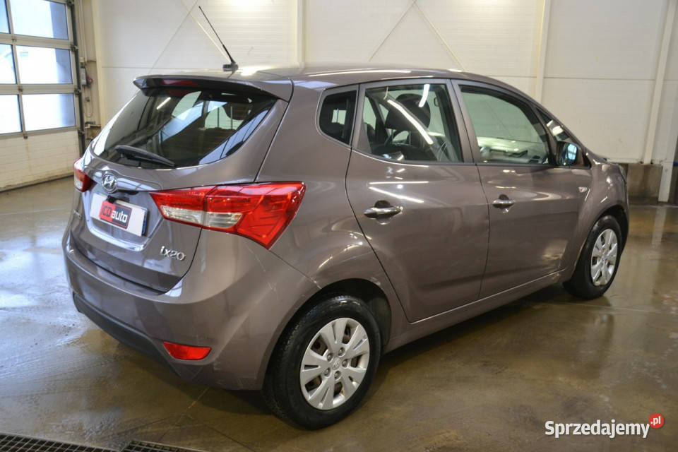 Hyundai ix20 14 benzyna 90 klimatyzacja mały Hatchback Kęty