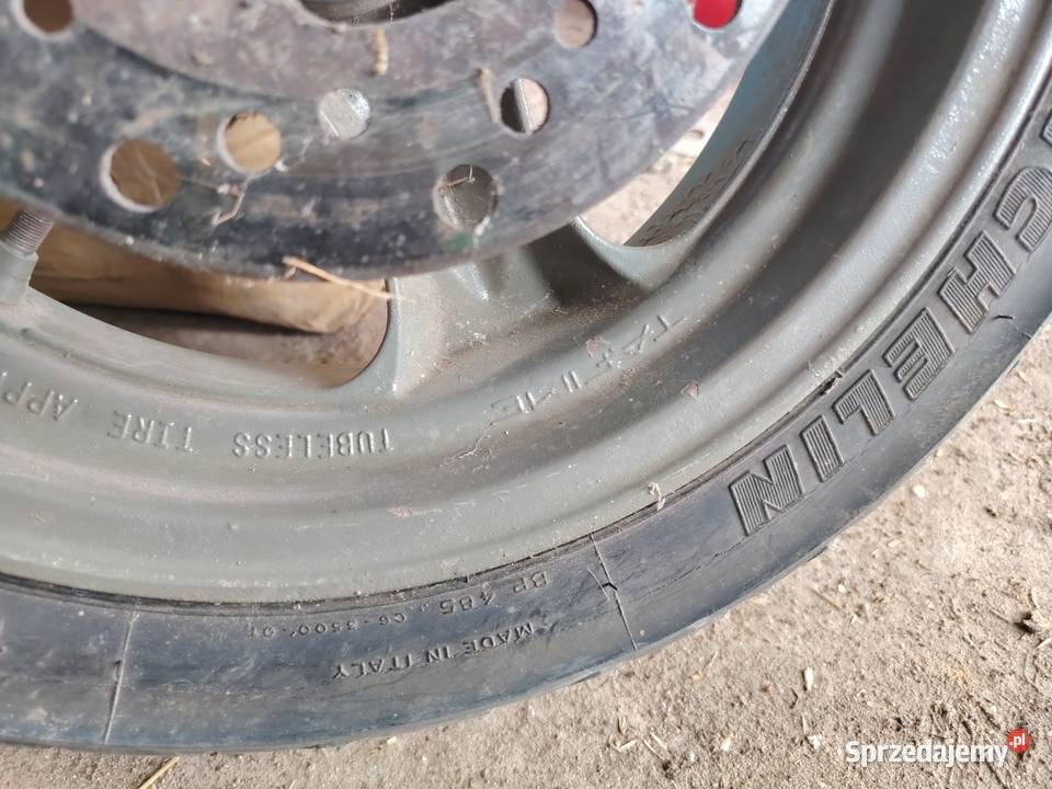 Koło koła Przednie i tylne Suzuki katana 50