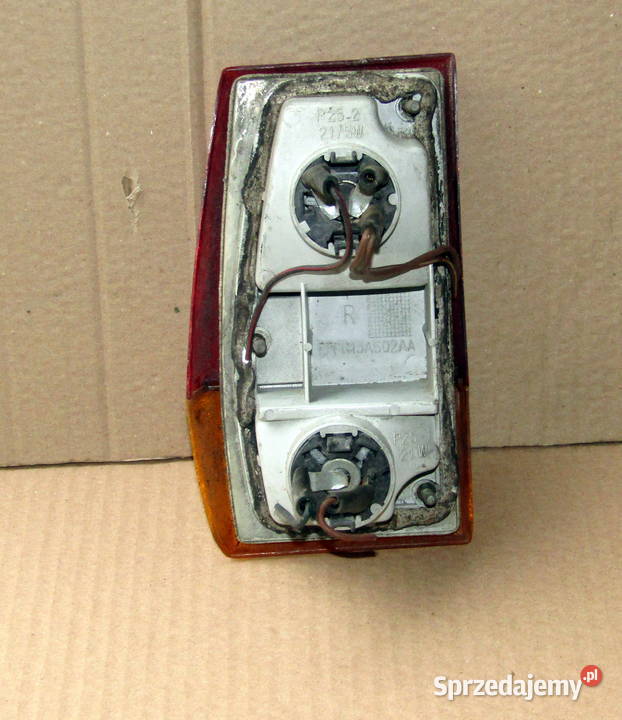 LAMPA TYLNA PRAWA FORD FIESTA MK1 1977 84r osobowe łódzkie Mysłaków
