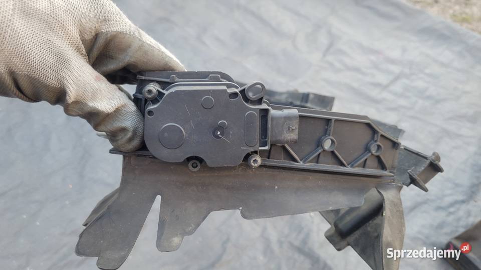 PEUGEOT 308 T9 II ŻALUZJA KIEROWNICA POWIETRZA śląskie Ruda Śląska