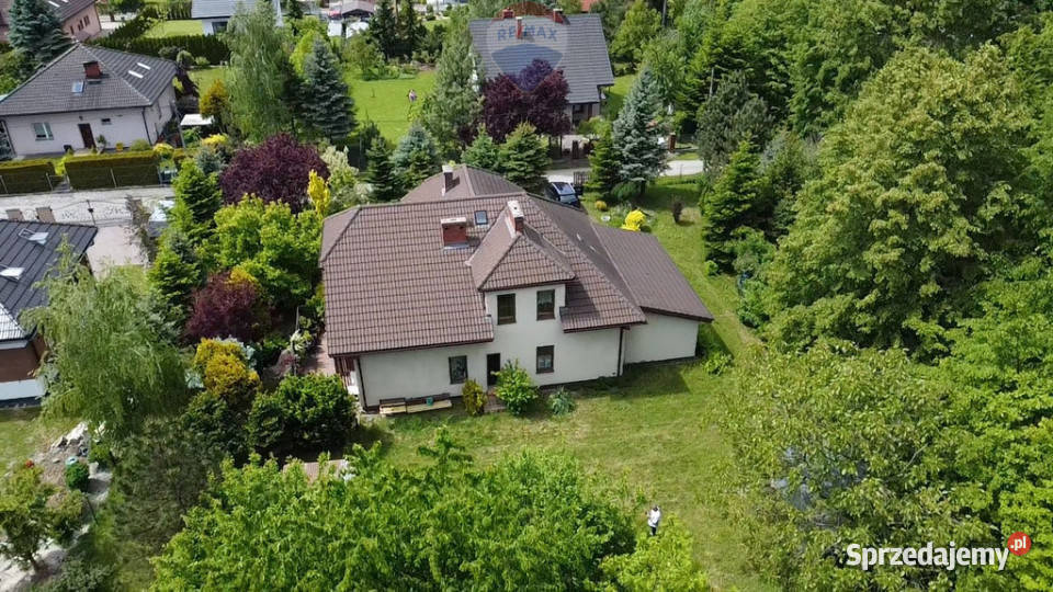 BLACK WEEKS Przestronny dom w otoczeniu zieleni Sprzedaż