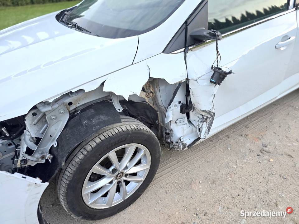 Renault Megane IV 12 Kamera Navi PDC Alu felgi sprzedam