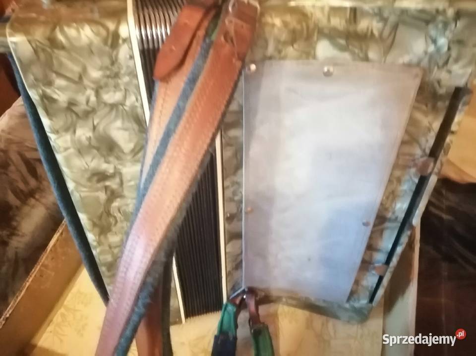 Akordeon Hohner 120 basow Instrumenty klawiszowe i MIDI Instrumenty klawiszowe i MIDI