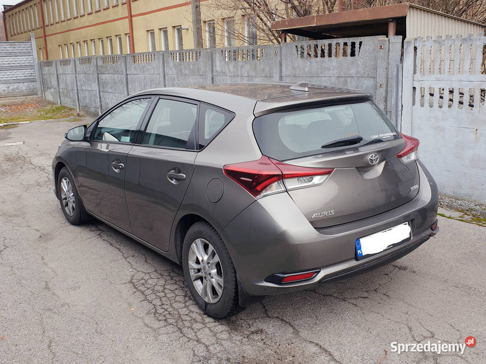 TOYOTA AURIS ACTIVE CITY 133 benzyna 2017