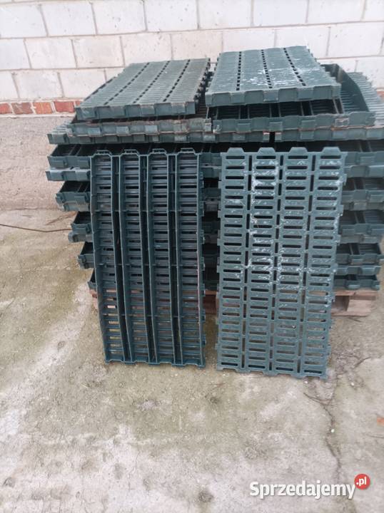 Ruszt plastikowy Budy Szynczyckie sprzedam