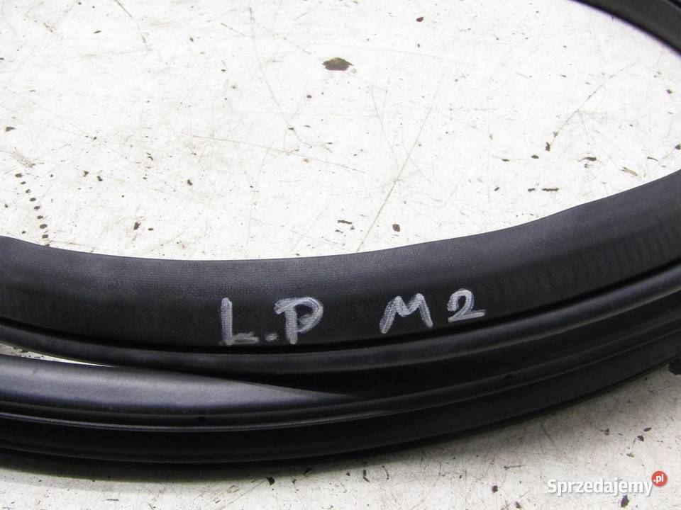 USZCZELKA DRZWI LEWY PRZÓD MAZDA 2 DJ osobowe