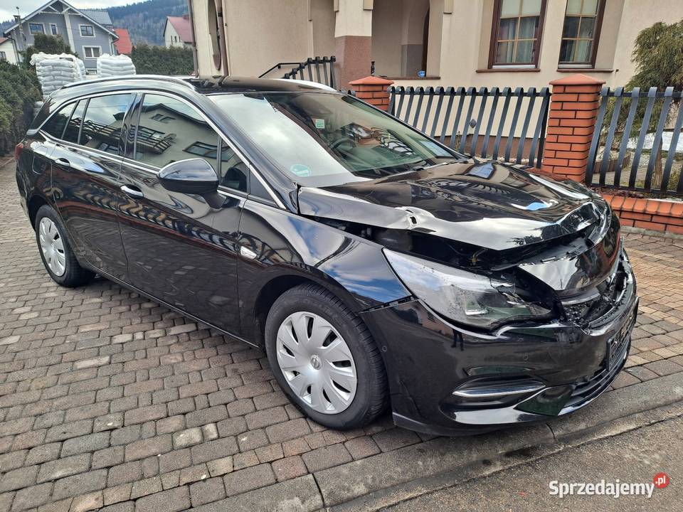 Opel Astra 14Turbo 145 Sports Tourer Milówka