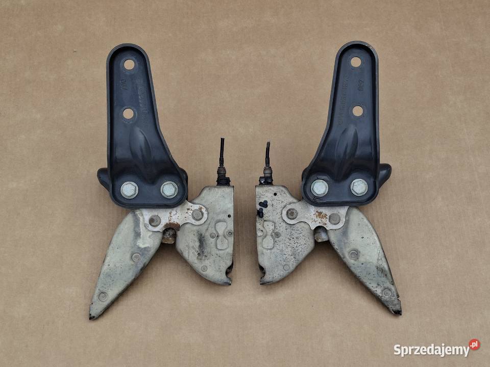 MERCEDES ACTROS MP4 ZAMEK KABINY LEWY PRAWY Bieleń